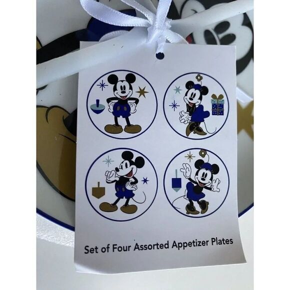 Set Of 4 Disney Mickey & Minnie Mouse Hanukkah Celebration Appetizer Plates NEW - Picture 3 of 12